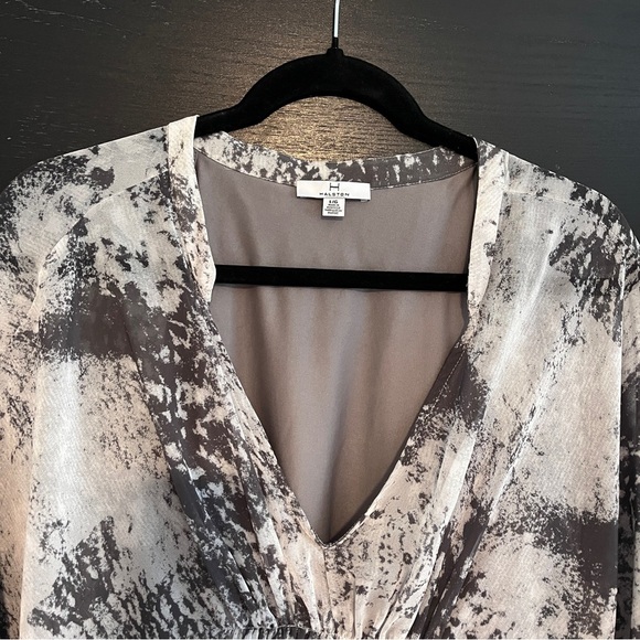 H By Halston Grey & White Dress Size Large - Picture 4 of 16